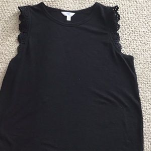 Time and Tru black top with lace sleeves